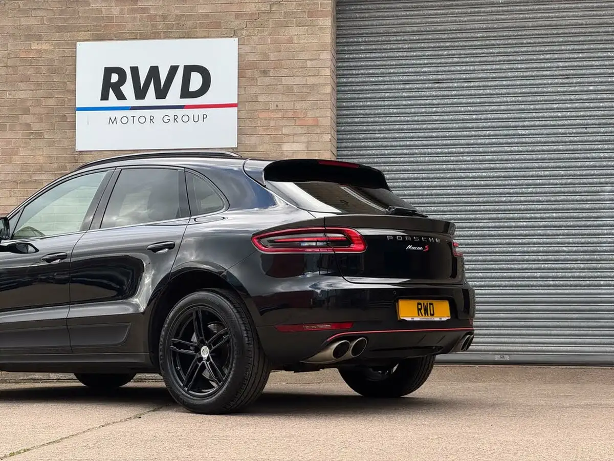 2016-porsche-macan-30td-s-big-8
