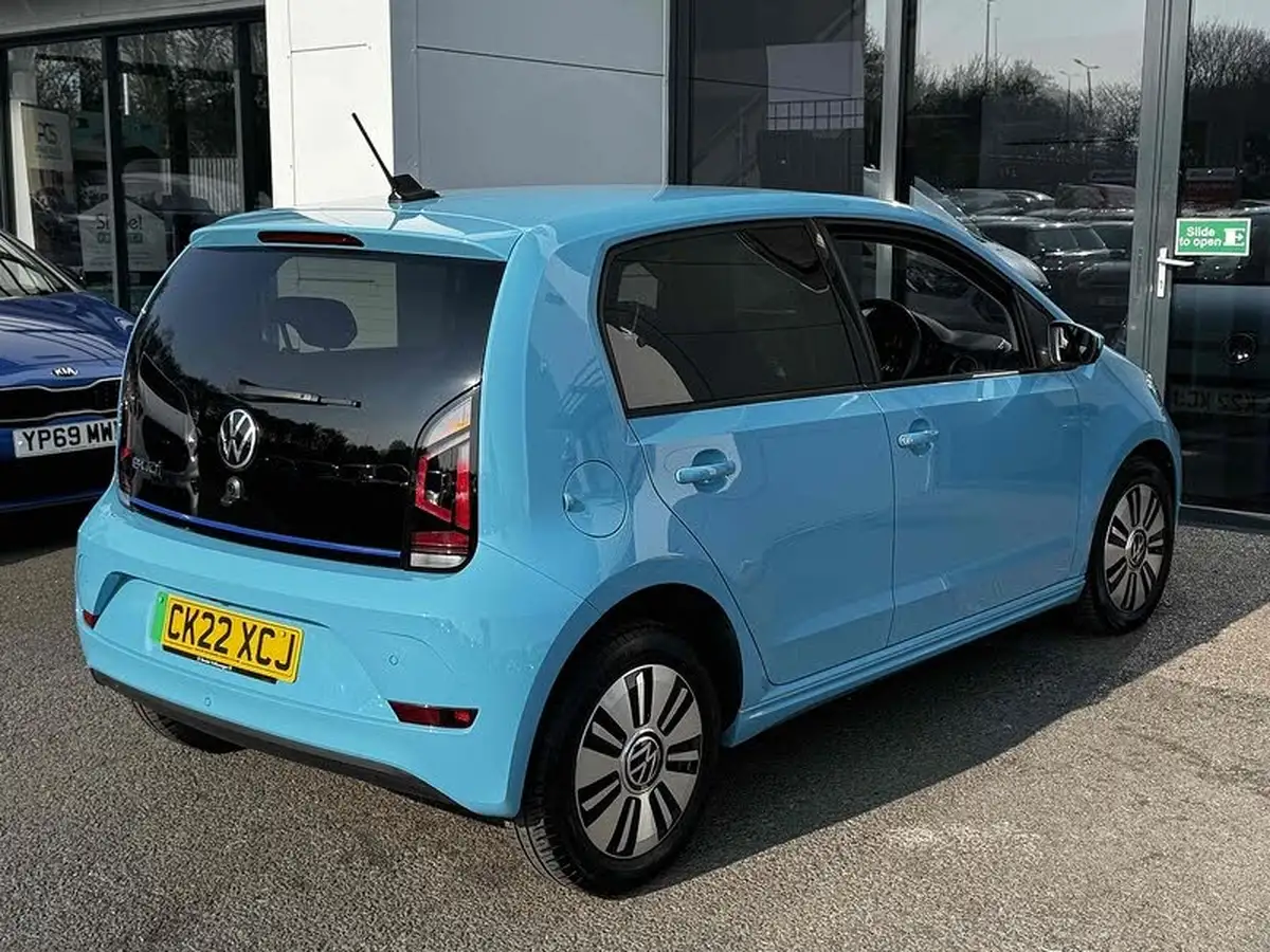 2022-volkswagen-up-e-e-up-big-10