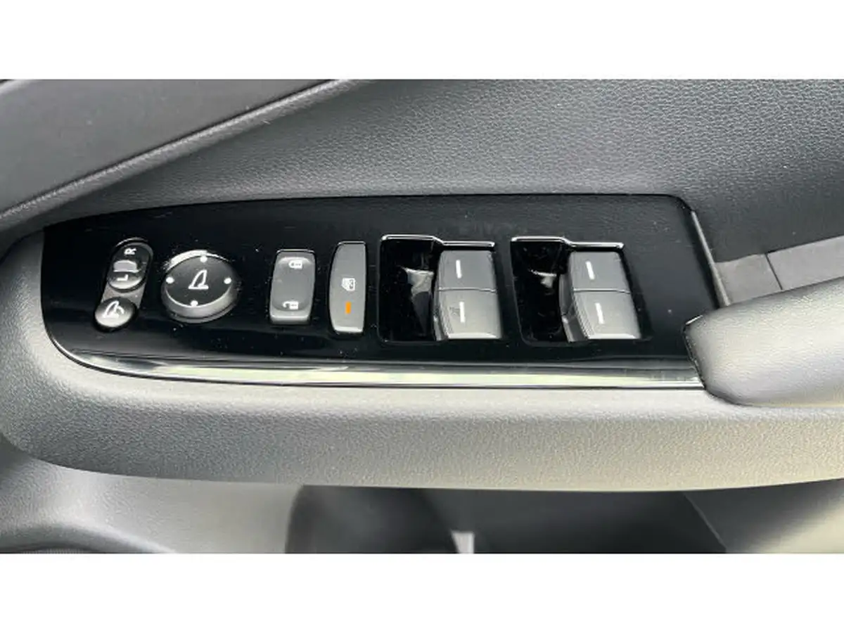 2023-honda-hr-v-15-i-mmd-advance-big-27