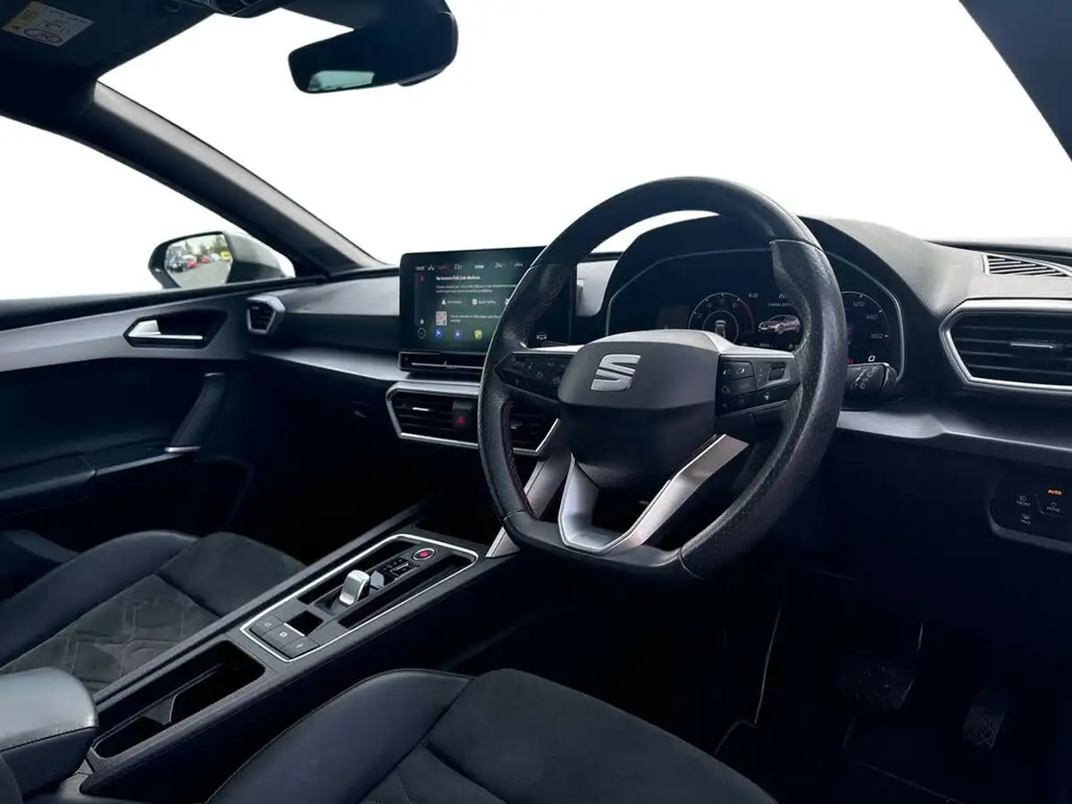 2021-seat-leon-10-etsi-evo-fr-sport-hatchback-big-7