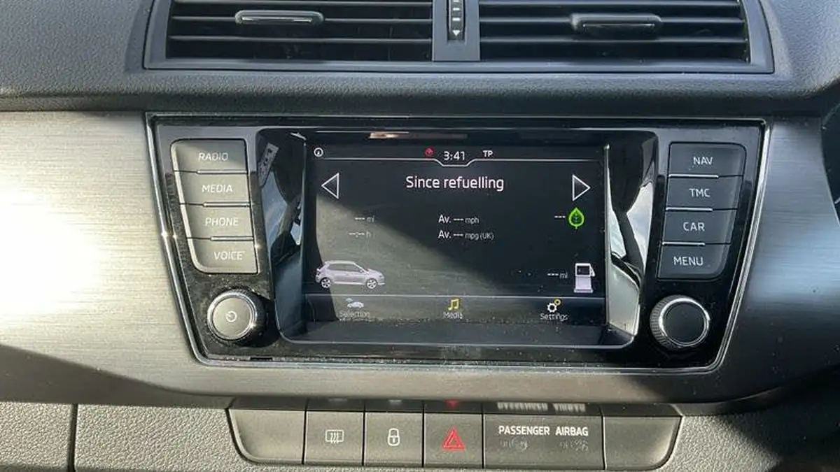 2021-skoda-fabia-10-tsi-se-drive-95ps-hatchback-dsg-big-15