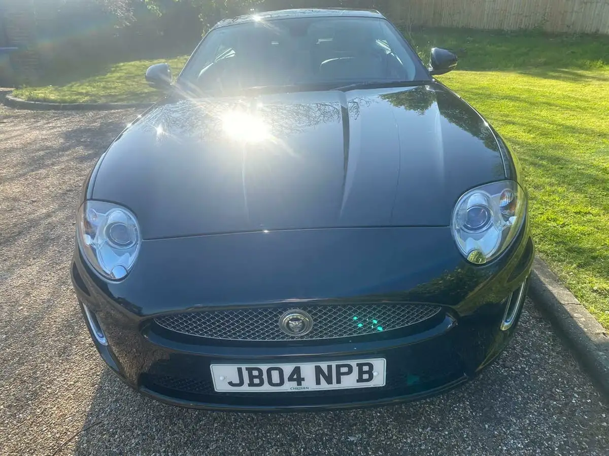 2010-jaguar-xk-50-portfolio-coupe-big-23