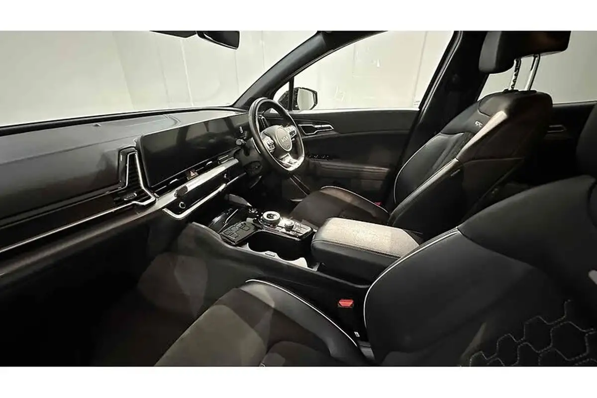 2022-kia-sportage-16-t-gdi-gt-line-148bhp-48v-1598cc-dct-big-17