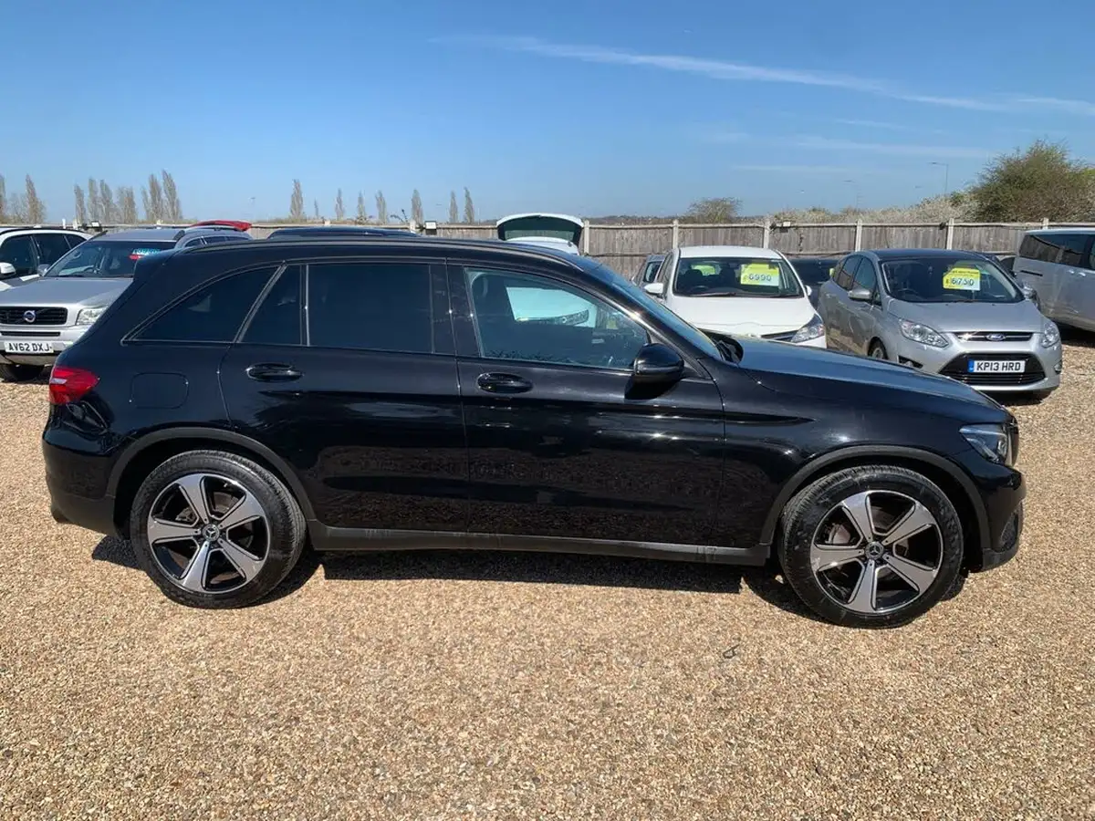 2018-mercedes-benz-glc-class-20-glc250-urban-edition-big-7
