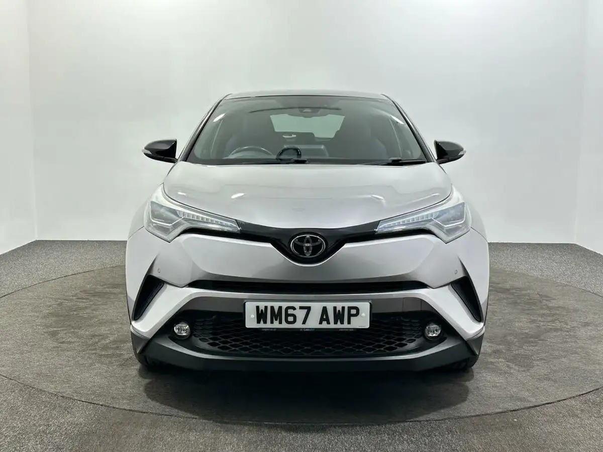 2018-toyota-c-hr-12-dynamic-big-1