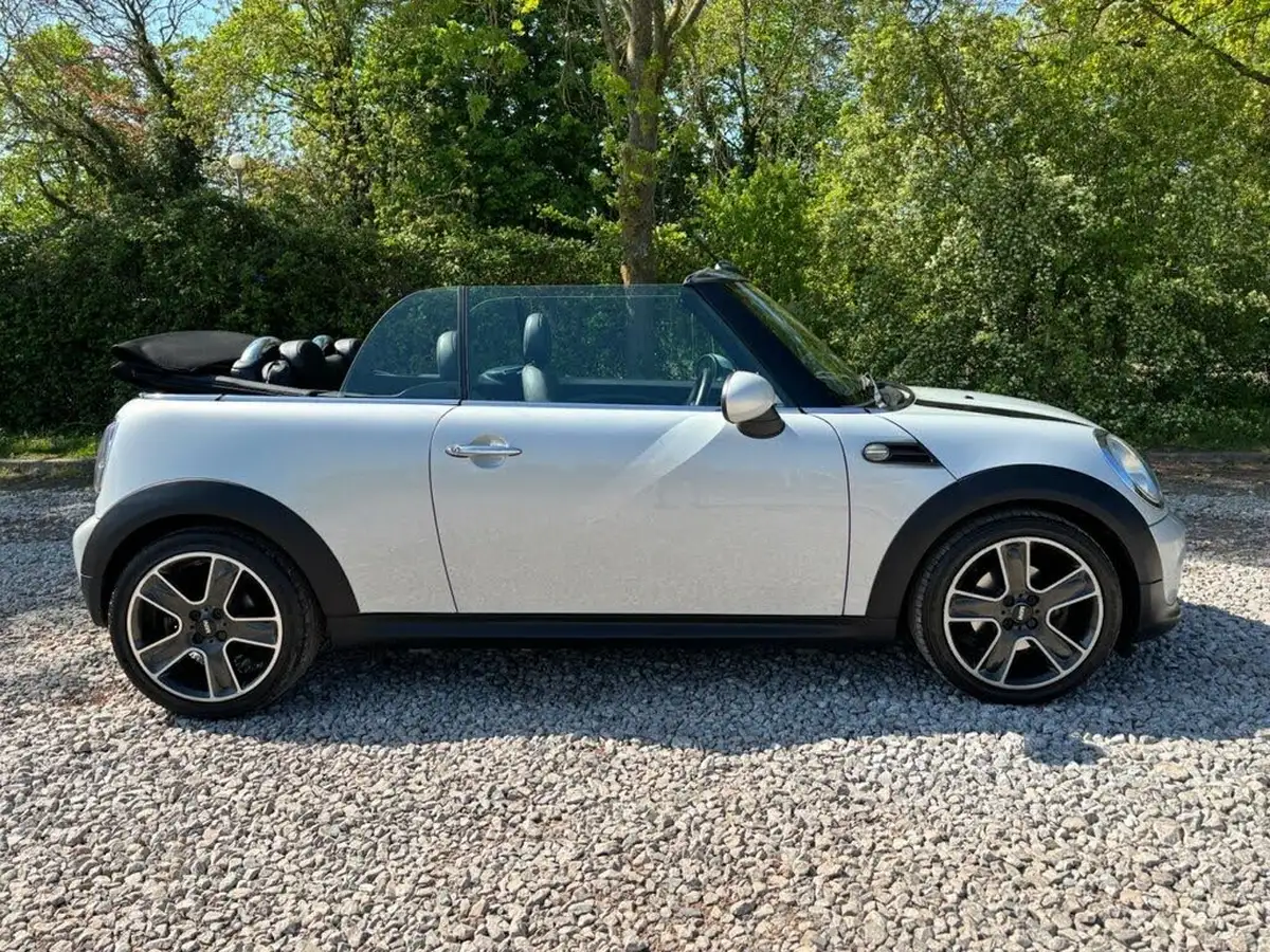 2015-mini-cooper-16-cooper-122bhp-ss-big-1
