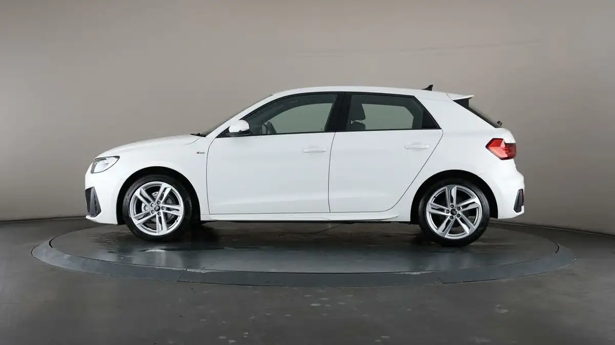 2023-audi-a1-10-25-tfsi-s-line-big-4