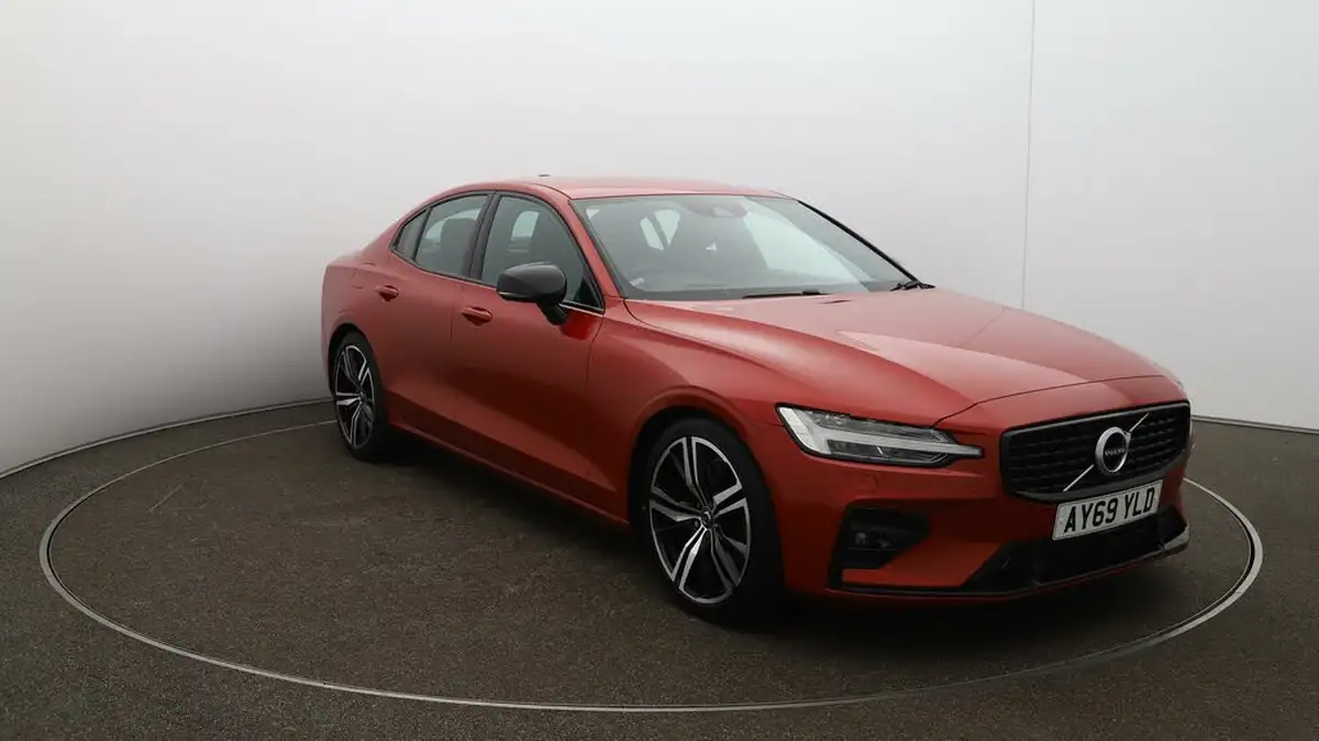 2019-volvo-s60-20-t5-r-design-plus-big-36