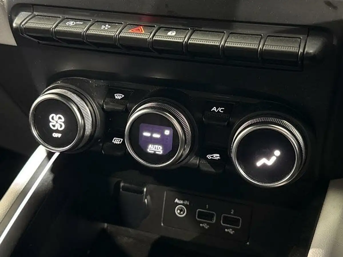 2022-renault-clio-10-tce-se-edition-big-19