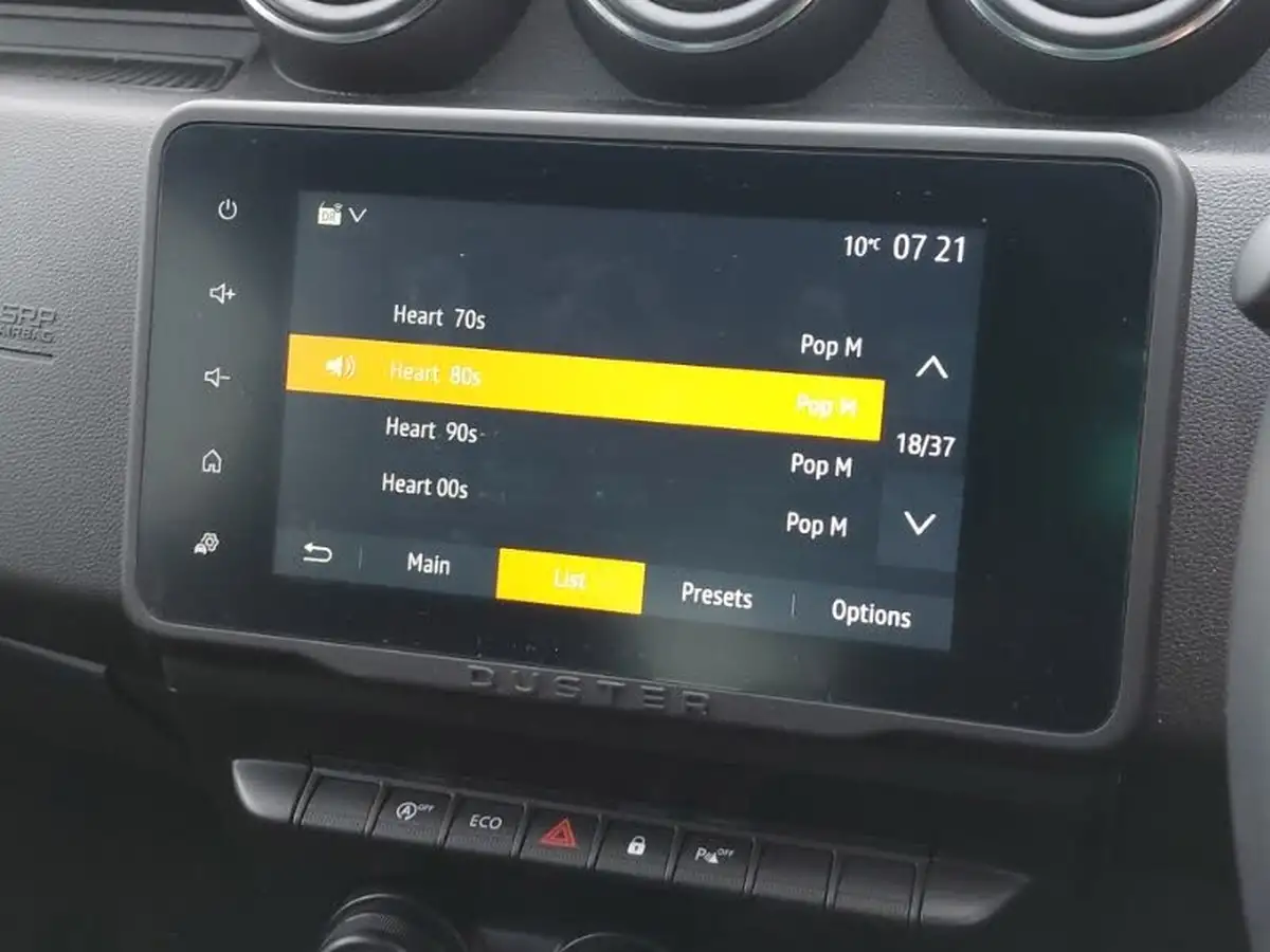 2022-dacia-duster-10-tce-comfort-90hpeu6d-4x2-window-van-big-13