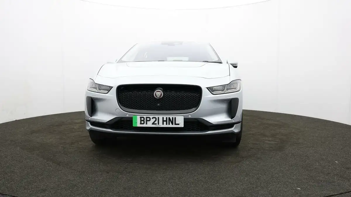 2021-jaguar-i-pace-ev400-se-big-46