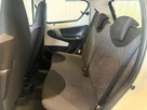 2013-toyota-aygo-10-move-5d-small-9