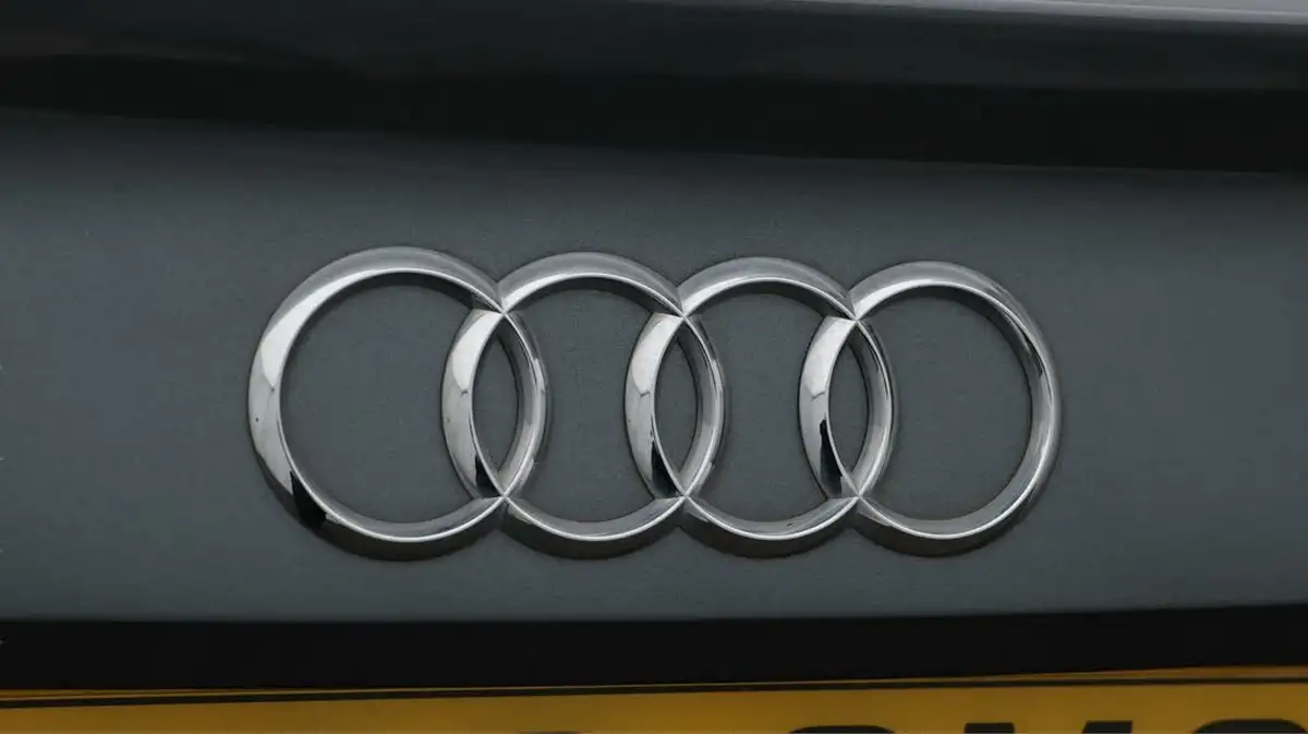 2022-audi-a5-20-40-tfsi-s-line-coupe-2d-big-20