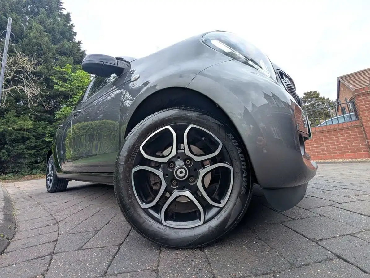 2017-smart-forfour-09-prime-90bhp-premium-plusss-big-4