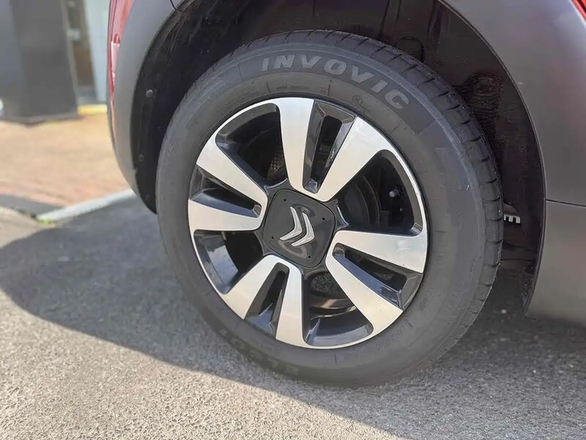 2017-citroen-c3-12-puretech-flair-82ps-big-8