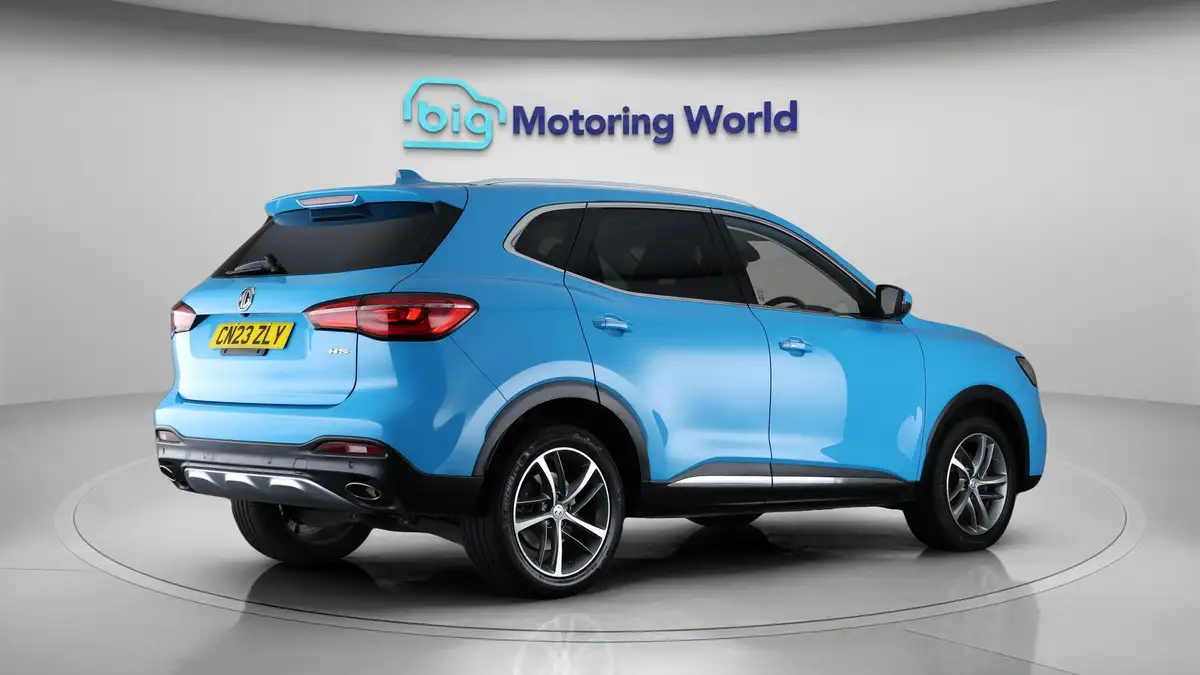 2023-mg-hs-15t-gdi-exclusive-162ps-dct-big-7