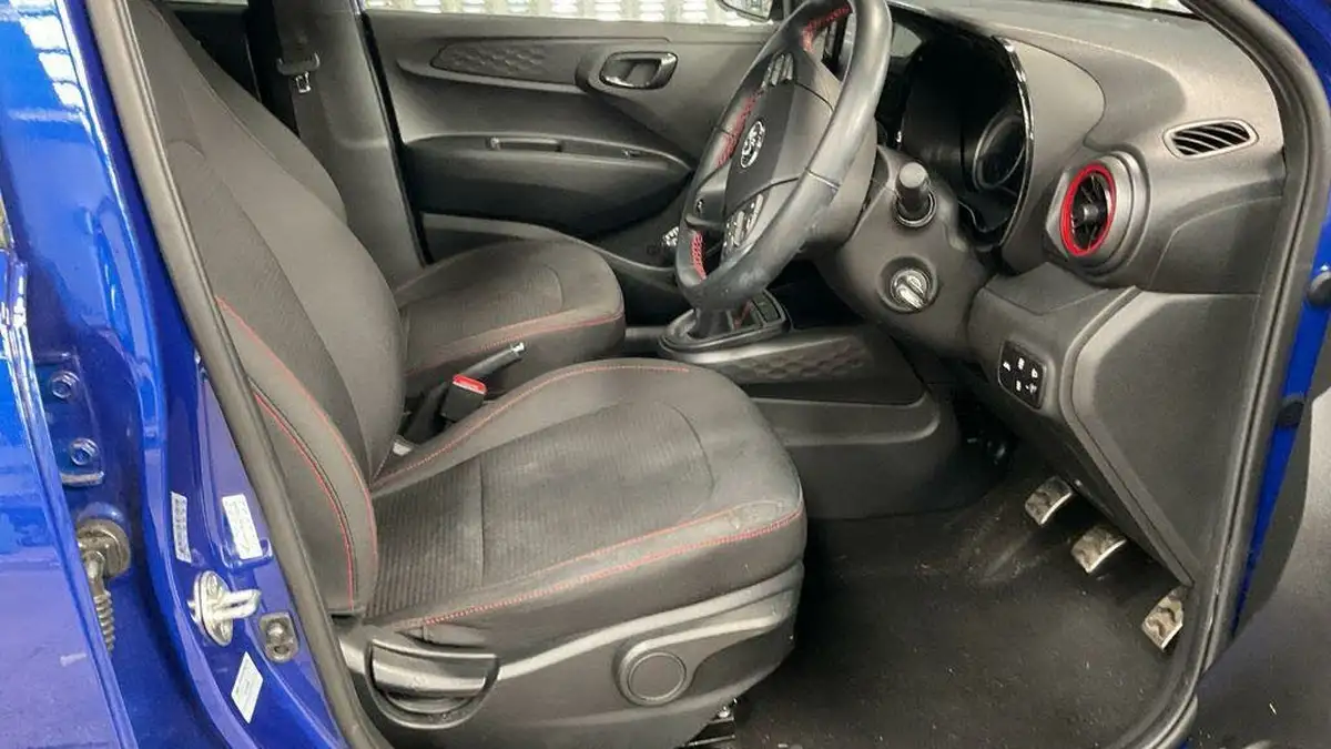 2022-hyundai-i10-10-t-gdi-n-line-big-6