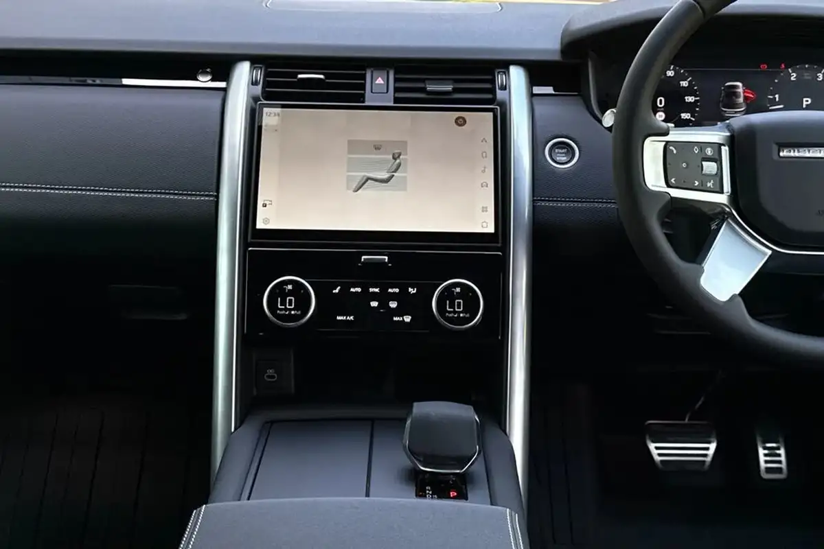 2025-land-rover-discovery-30-d350-commercial-se-big-13