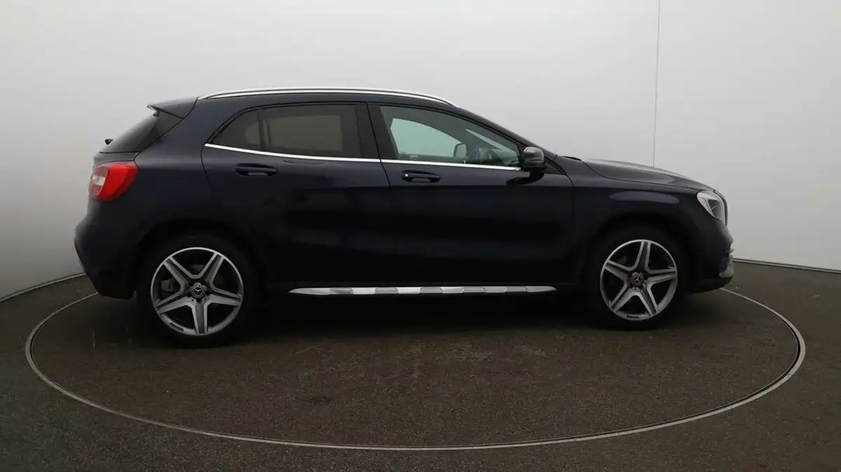 2018-mercedes-benz-gla-class-21d-gla-220d-amg-line-177ps-ss-big-42