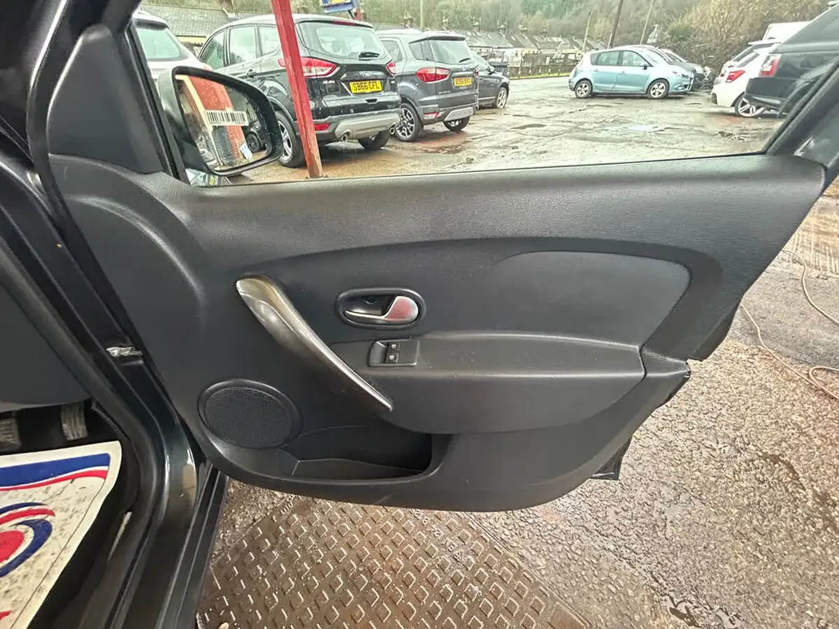 2018-dacia-sandero-stepway-09-tce-comfort-big-26