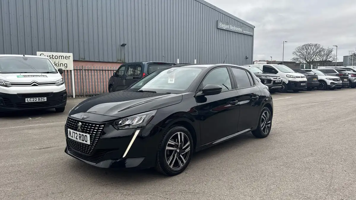 2023-peugeot-208-12-puretech-active-premium-75ps-big-6