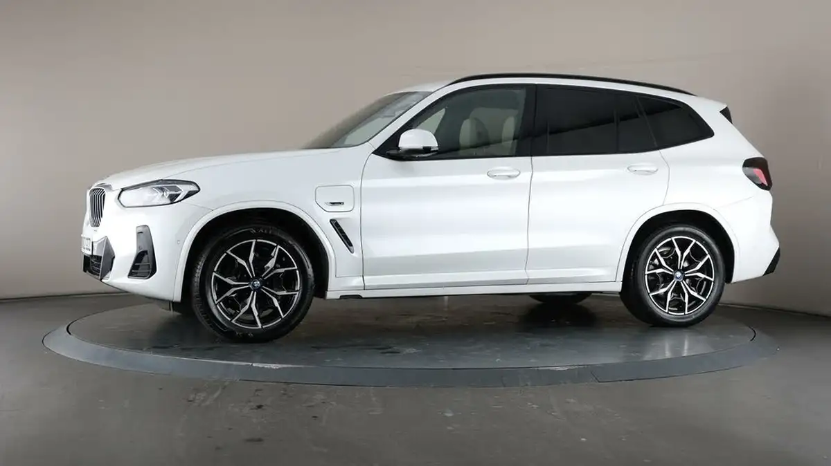 2022-bmw-x3-20-xdrive-30e-m-sport-big-31
