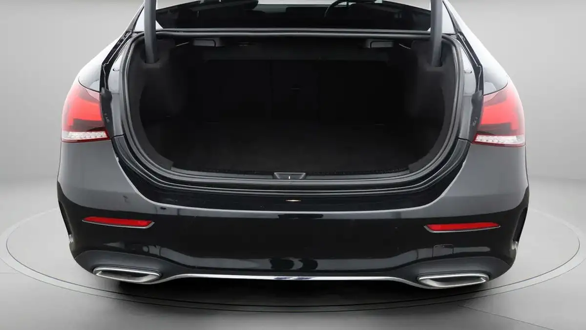 2020-mercedes-benz-a-class-13-a200-amg-line-saloon-4d-7g-dct-big-16
