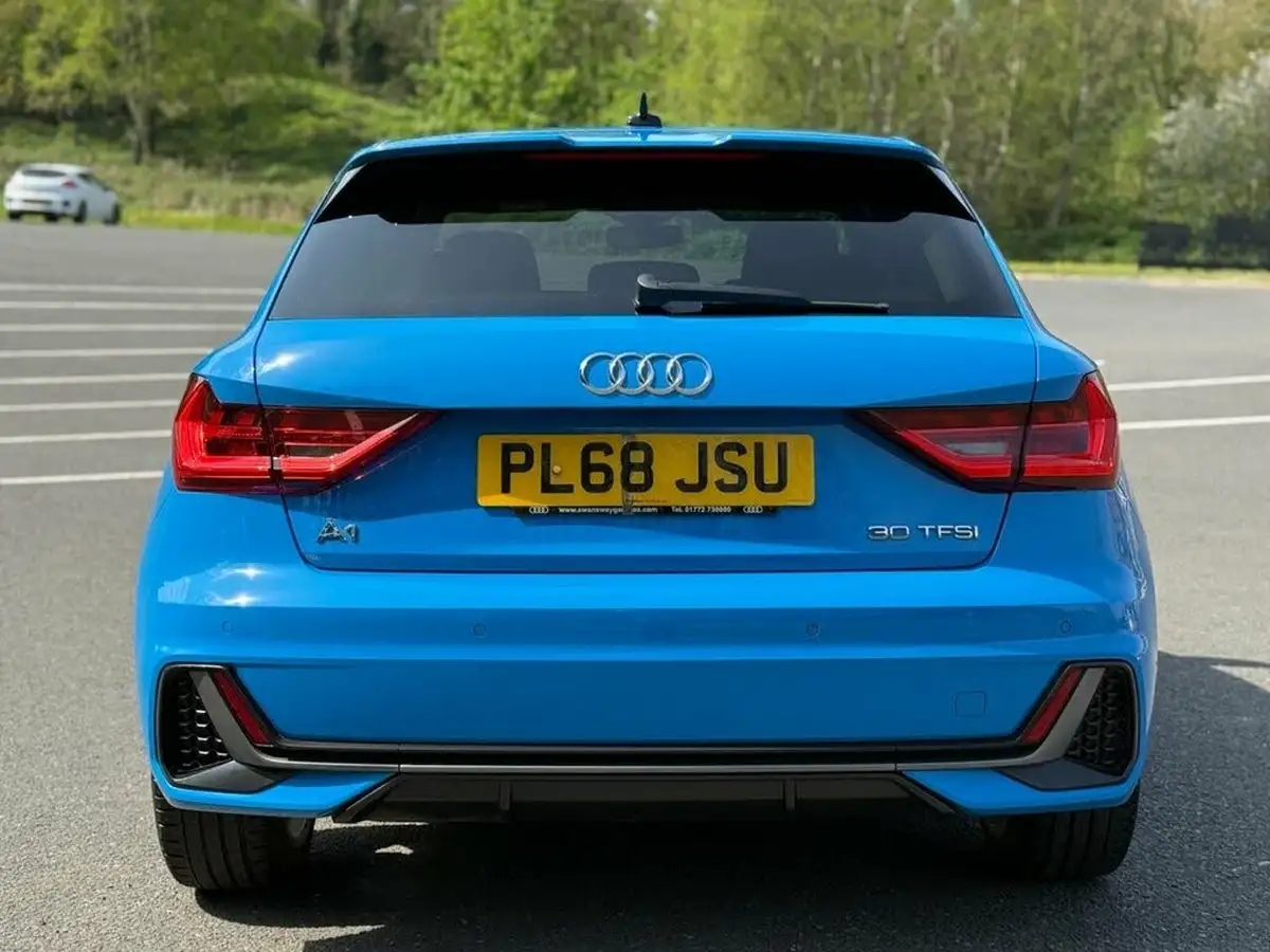 2019-audi-a1-10-30-tfsi-s-line-ss-big-13