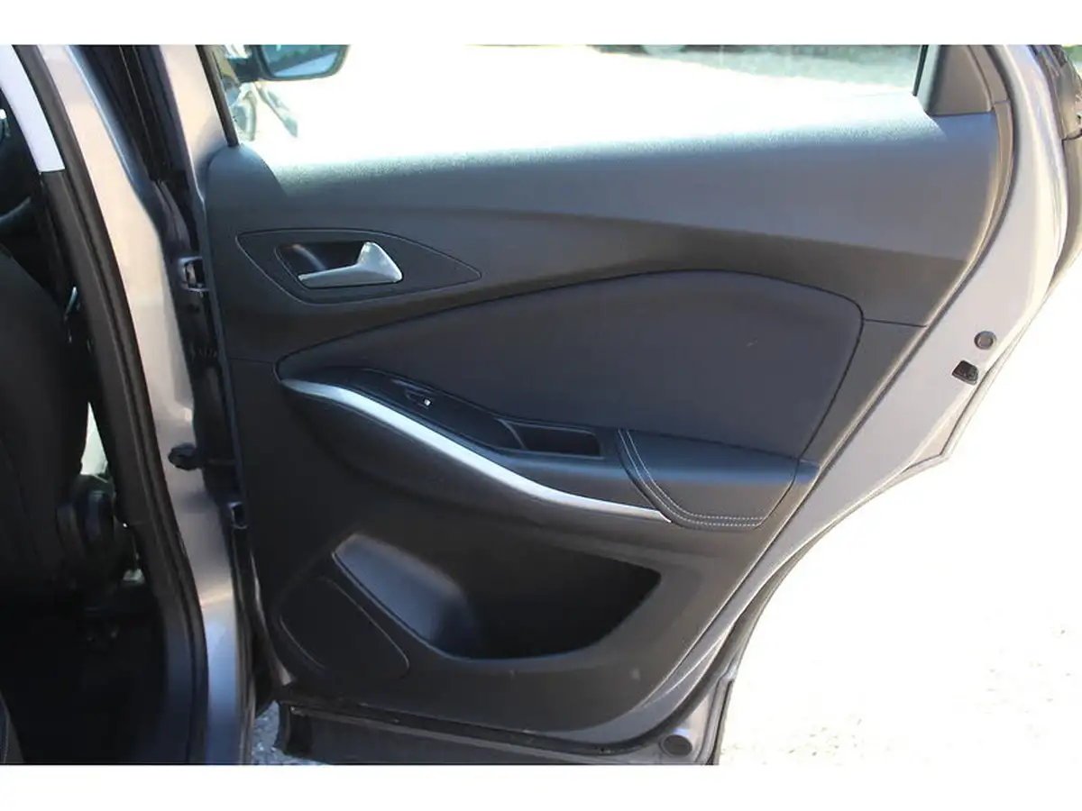 2018-vauxhall-grandland-x-16cdti-se-122ps-ecotec-big-30