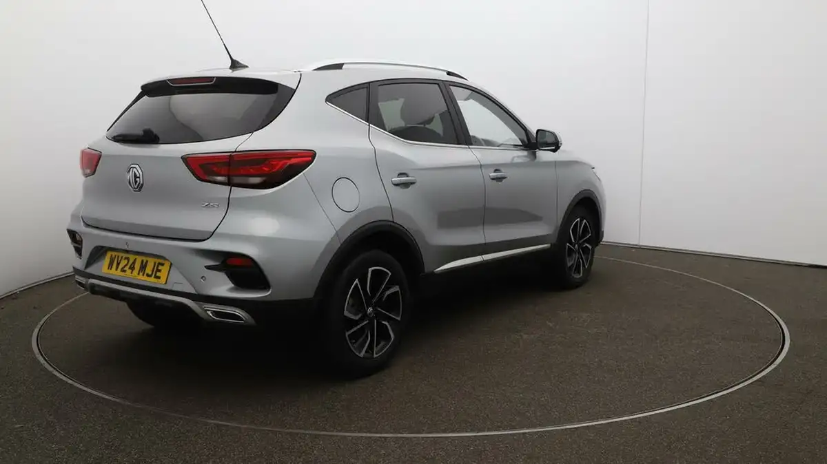 2024-mg-zs-suv-10t-gdi-exclusive-big-44