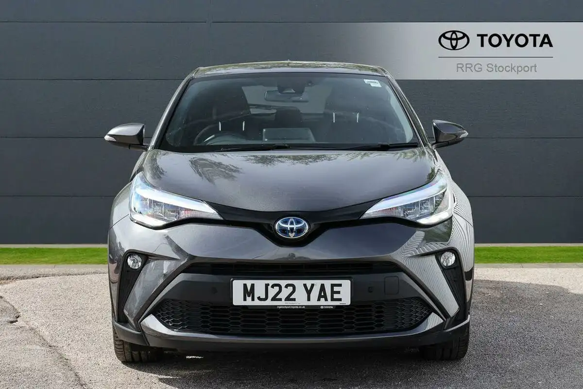 2022-toyota-c-hr-18-vvt-i-design-big-14