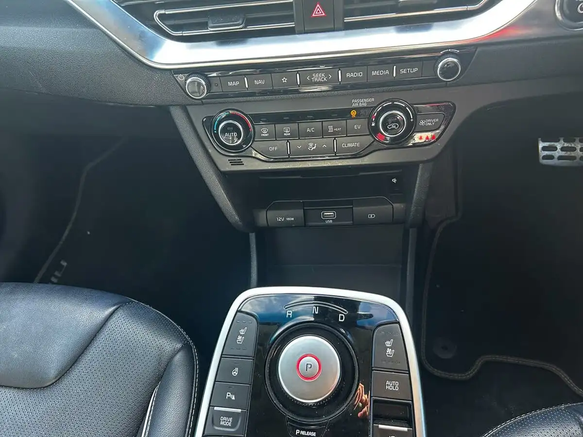2021-kia-e-niro-ev-4-big-12