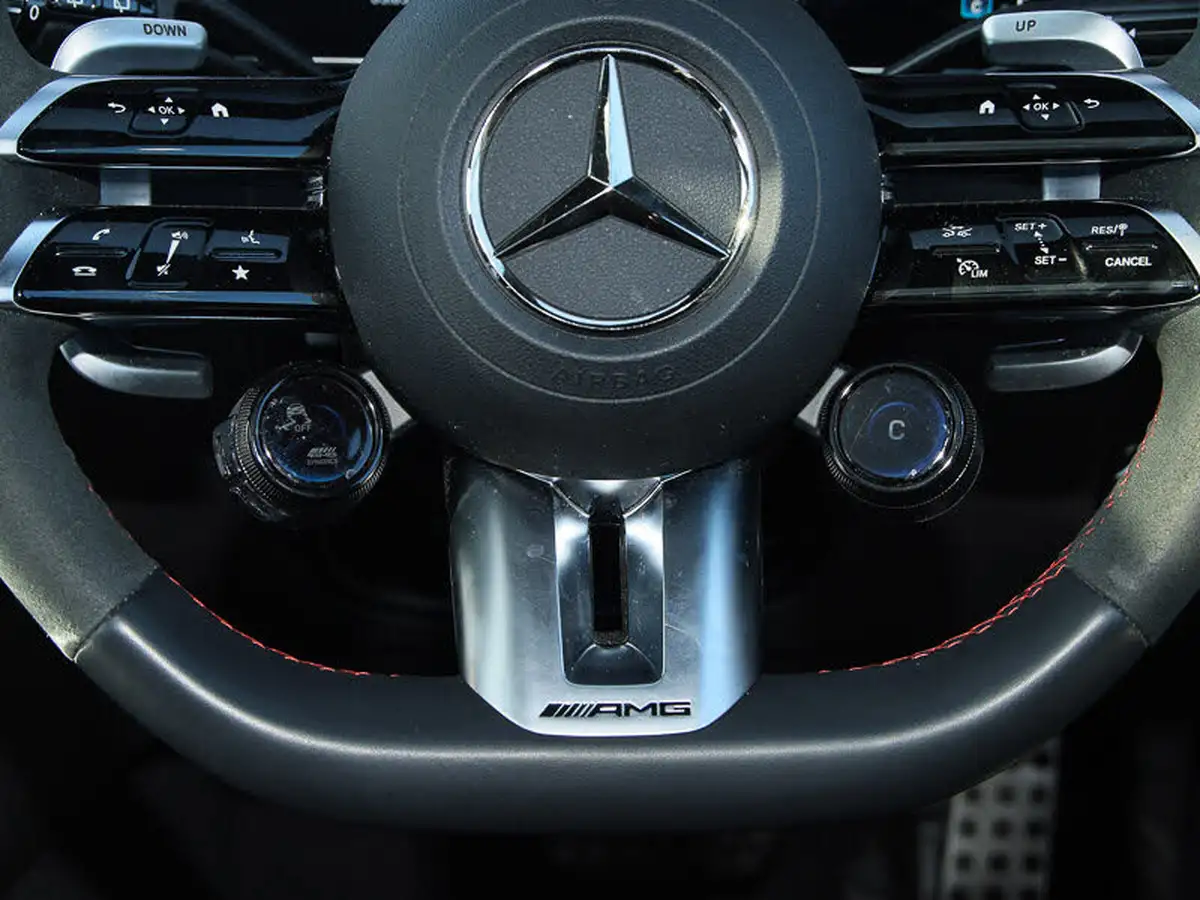 2024-mercedes-benz-glc-class-20-glc-amg-63-s-e-night-edition-premium-plus-suv-big-14