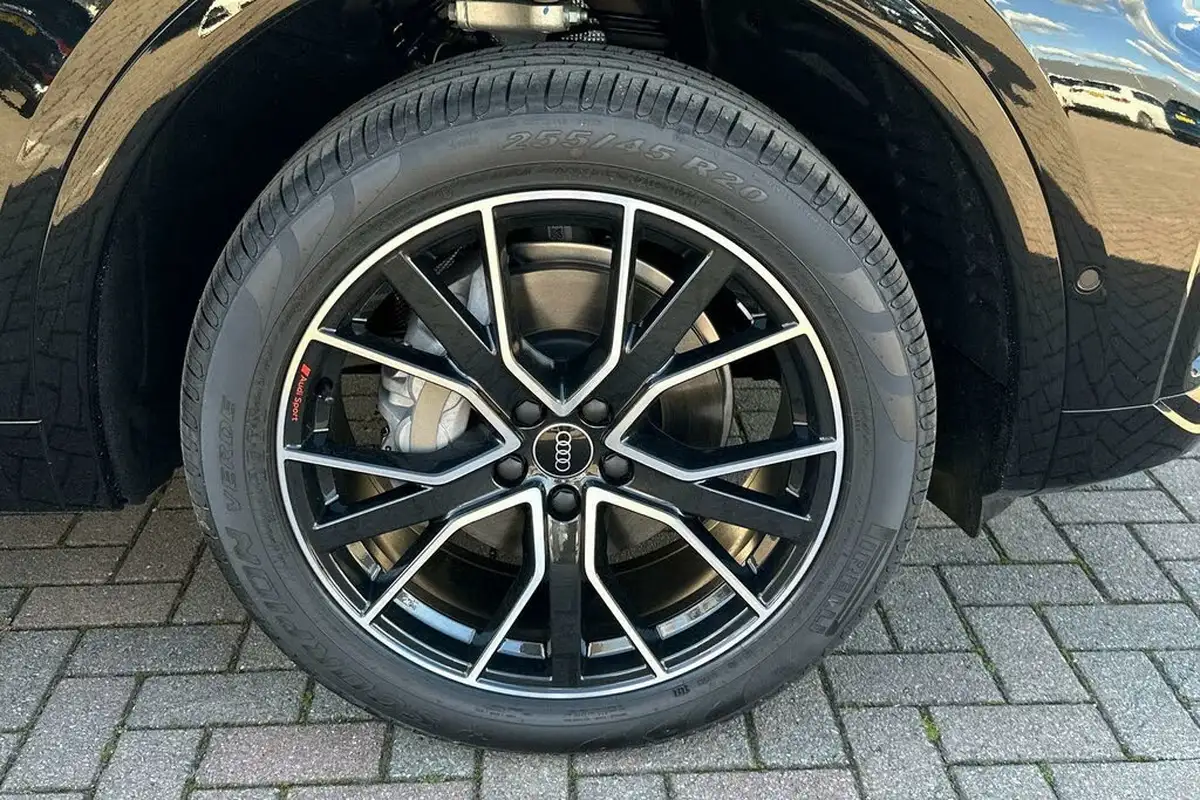 2024-audi-q5-20-tdi-s-line-big-7