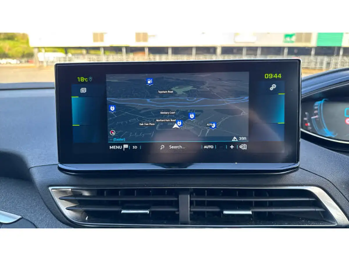 2022-peugeot-3008-suv-16-puretech-allure-premium-300bhp-4wd-hybrid4-big-11