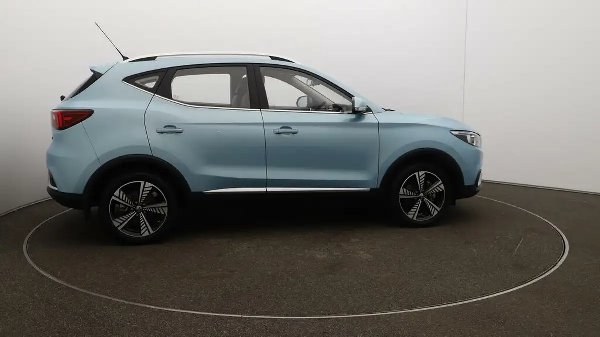 2021-mg-zs-suv-e-exclusive-ev-big-8