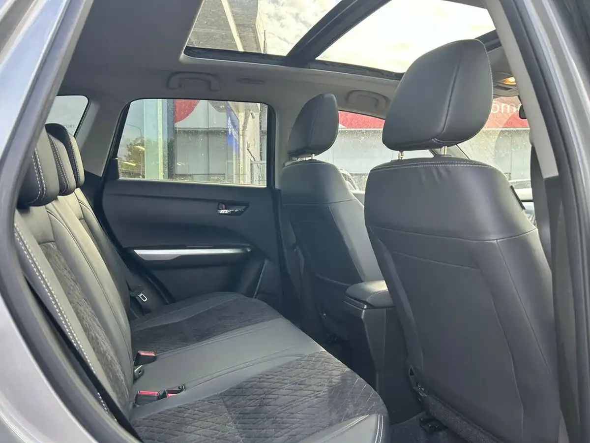 2022-suzuki-vitara-14-boosterjet-sz5-big-7