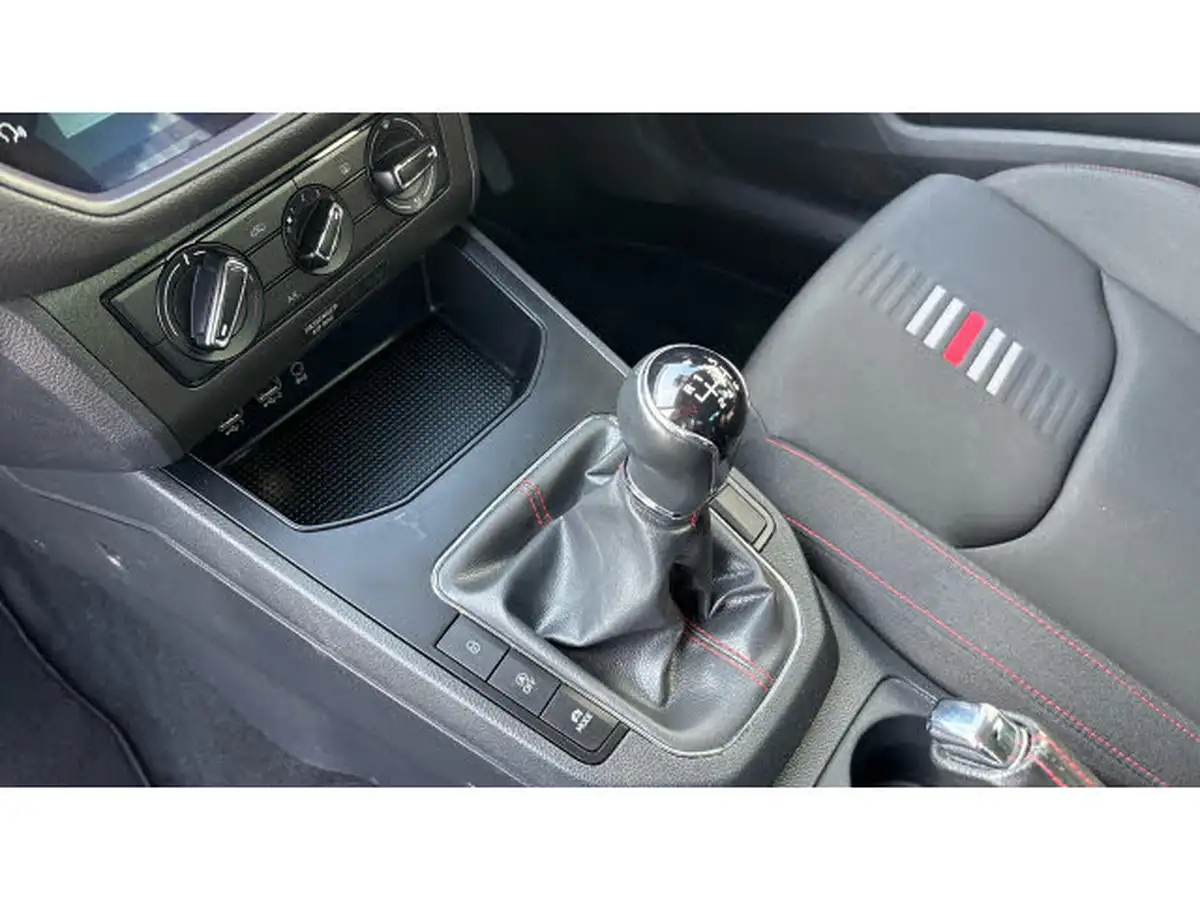 2019-seat-ibiza-10-tsi-fr-115ps-big-12