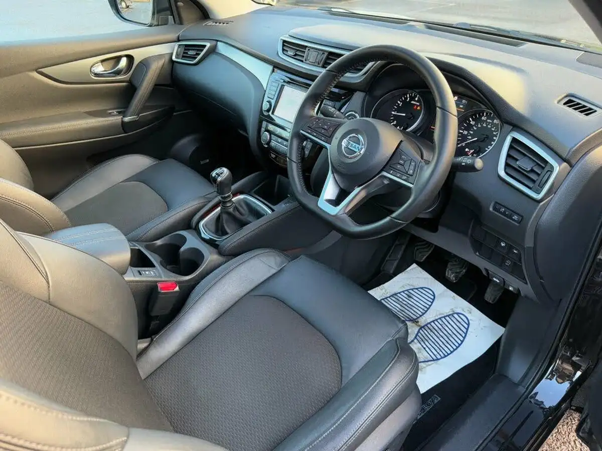 2020-nissan-qashqai-13-dig-t-tekna-140ps-big-9