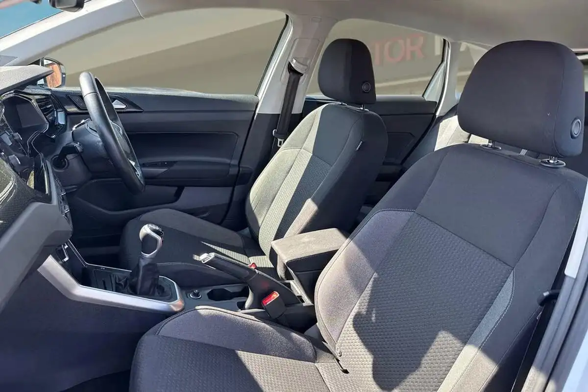 2023-volkswagen-polo-10-tsi-life-big-15