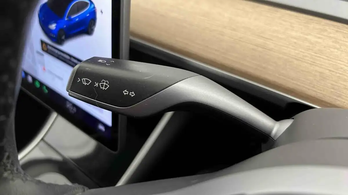 2020-tesla-model-3-e-standard-plus-big-36