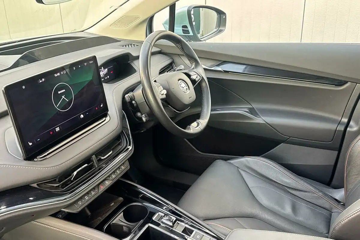2022-skoda-enyaq-e-60-big-1