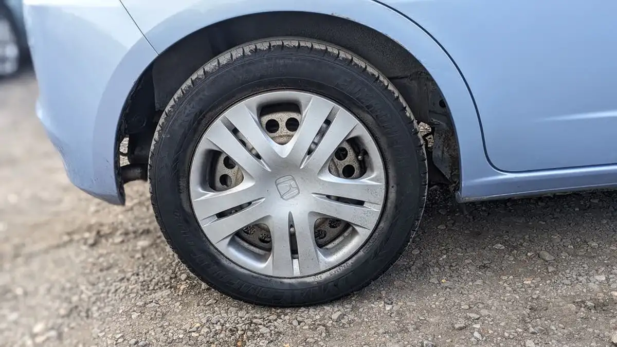 2010-honda-jazz-12-s-big-22