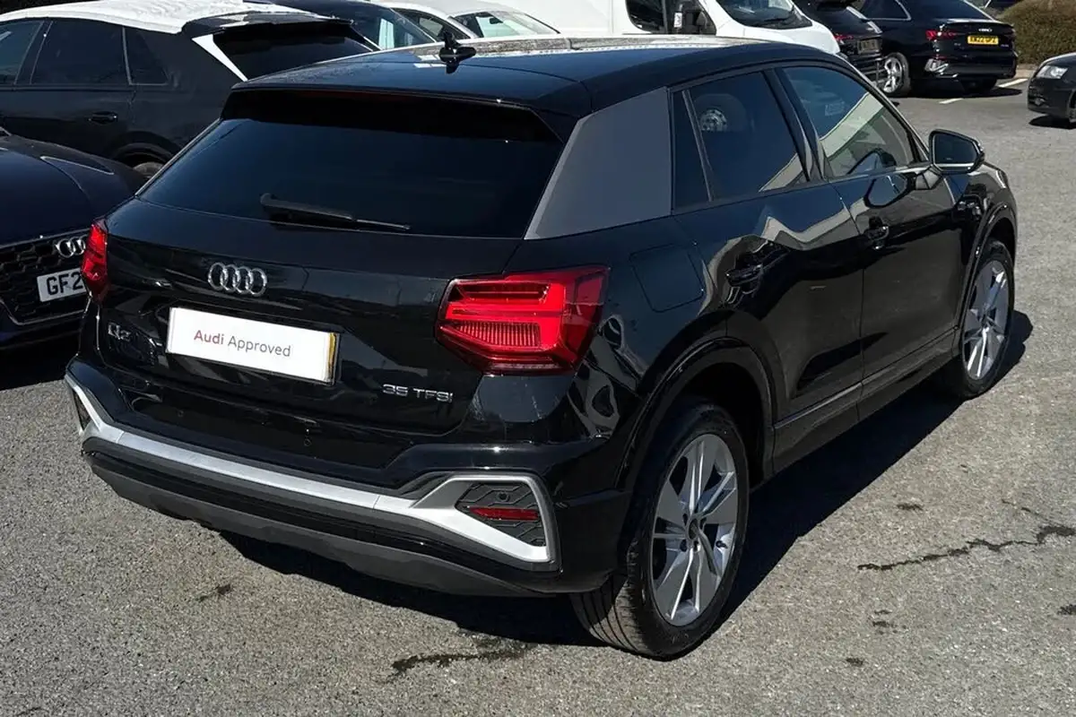 2024-audi-q2-15-35-tfsi-s-line-tronic-big-25