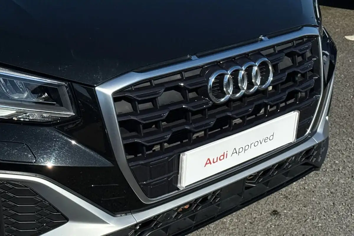 2024-audi-q2-15-35-tfsi-s-line-tronic-big-29