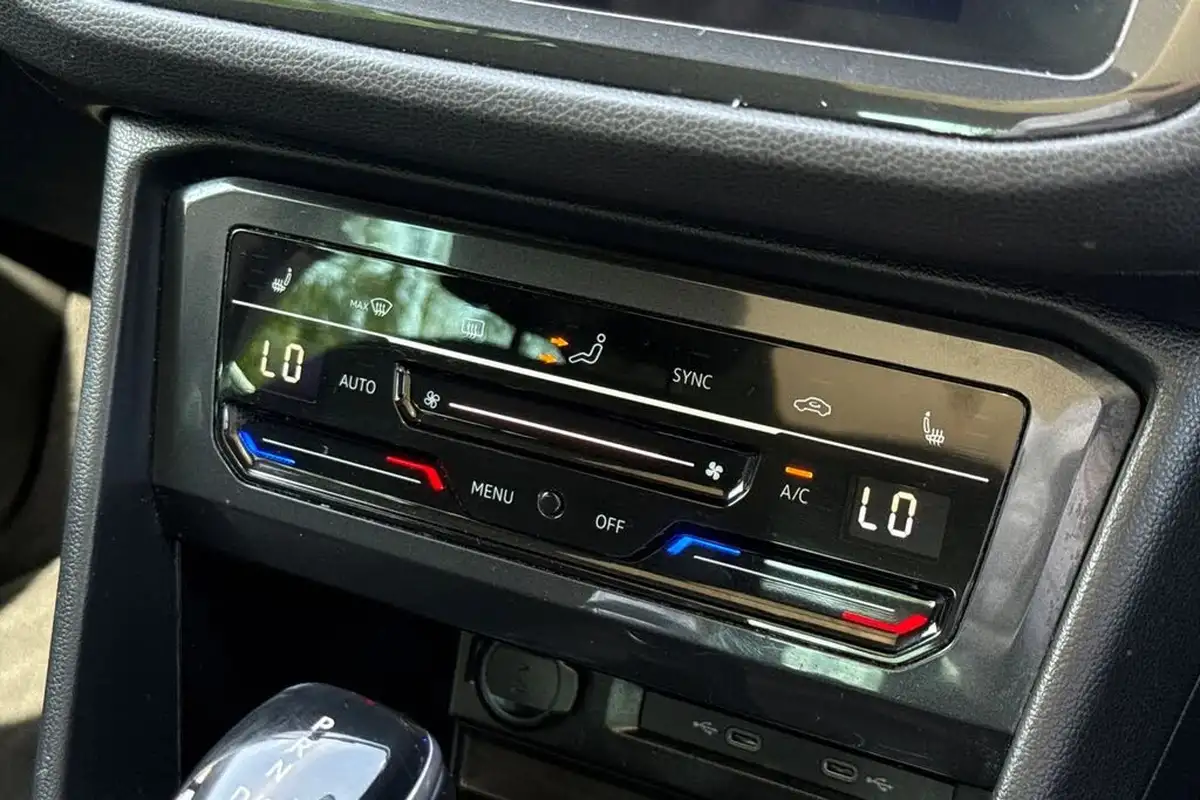 2022-volkswagen-tiguan-15-tsi-elegance-big-21