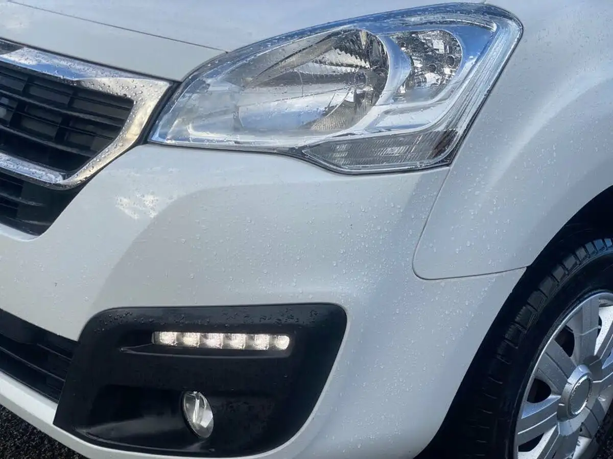 2017-peugeot-partner-12-puretech-tepee-active-big-31