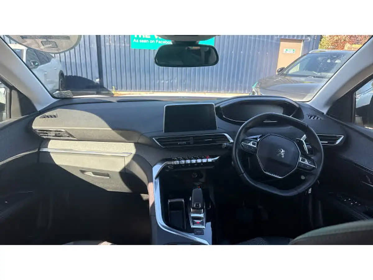 2020-peugeot-3008-suv-12-puretech-allure-eat8-big-9