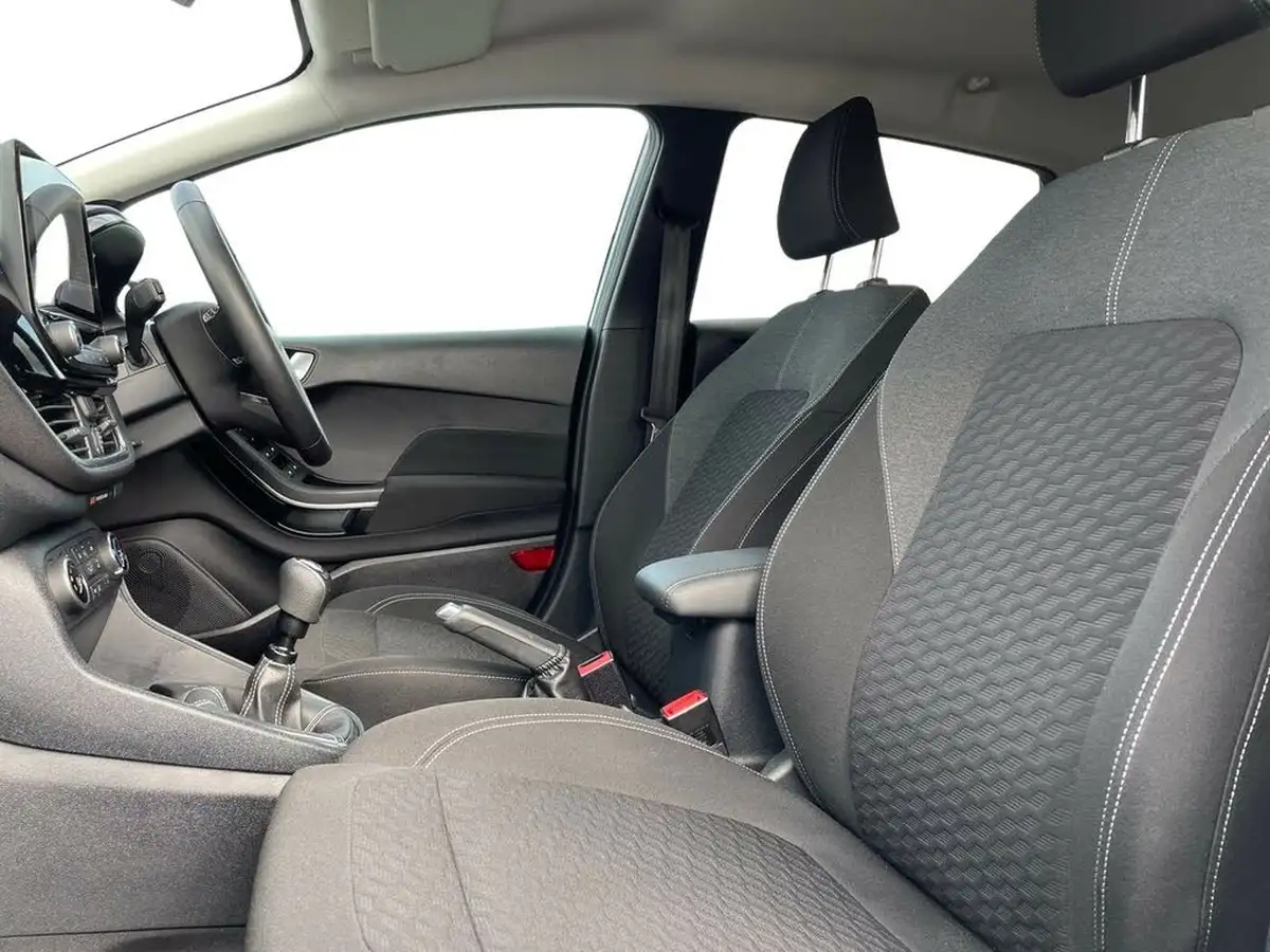 2022-ford-fiesta-10t-titanium-125ps-hybrid-mhev-big-7