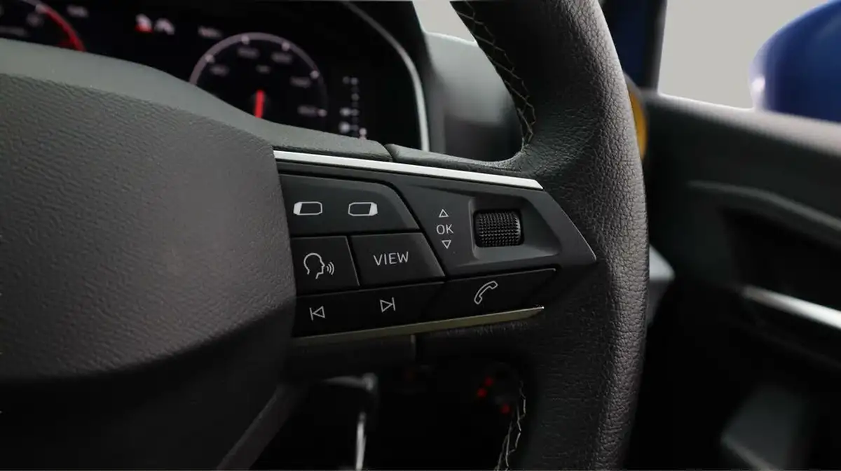 2023-seat-ibiza-10-mpi-se-big-23